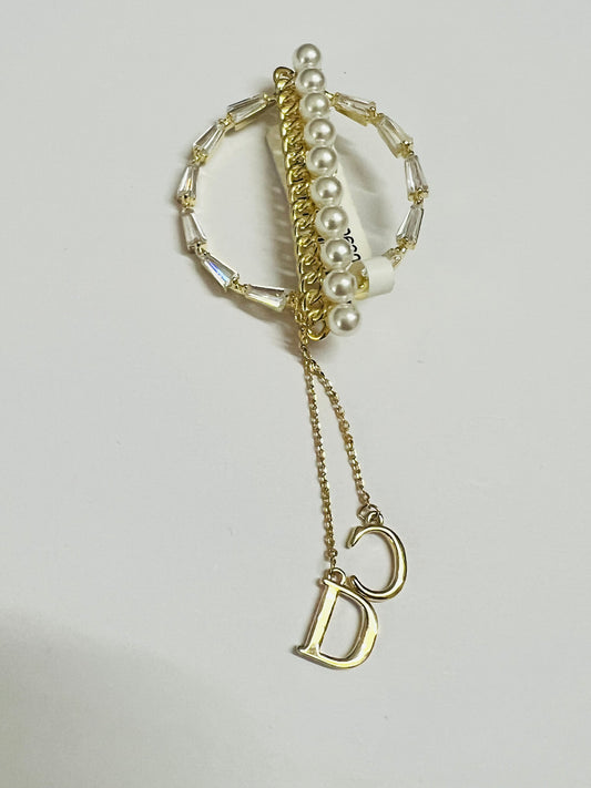 Pearl and Crystal Layered Dangle Bracelet