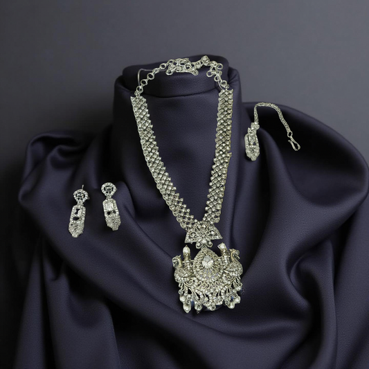 Royal Swan Silver Heritage Necklace Set
