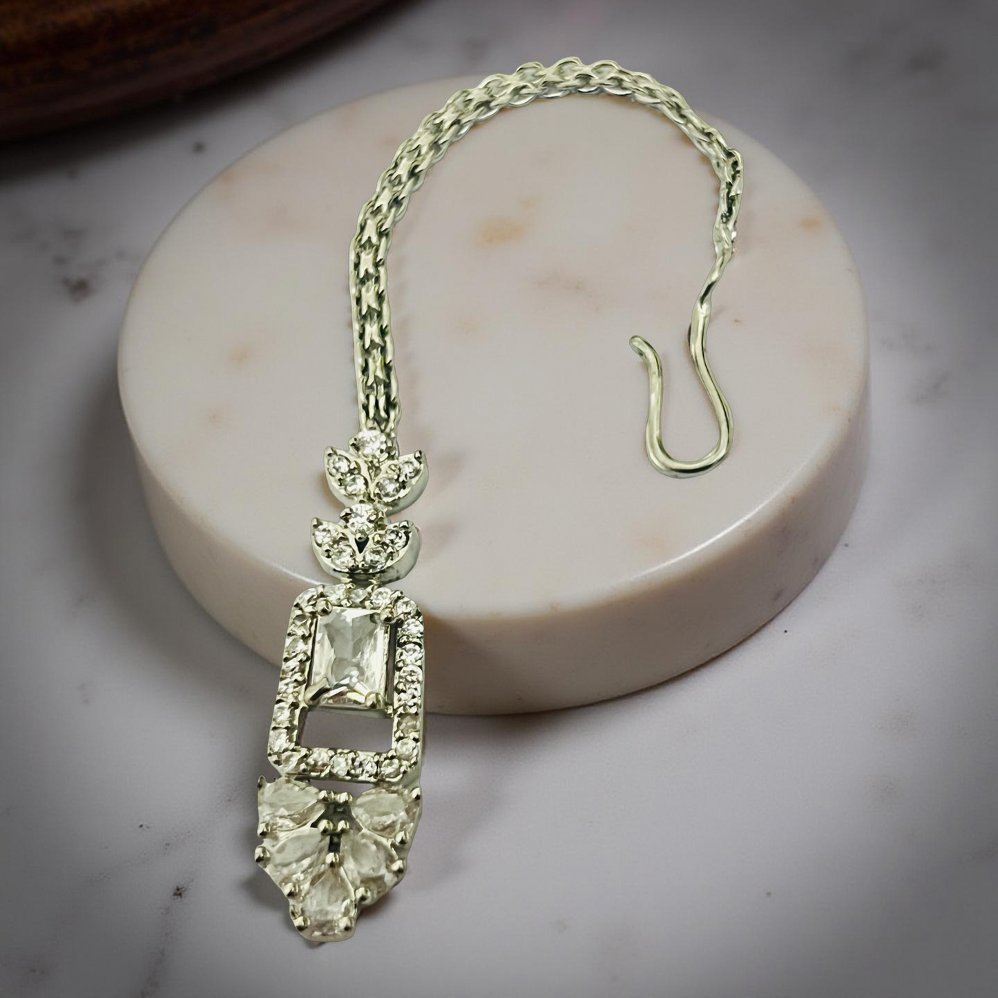 Royal Swan Silver Heritage Necklace Set