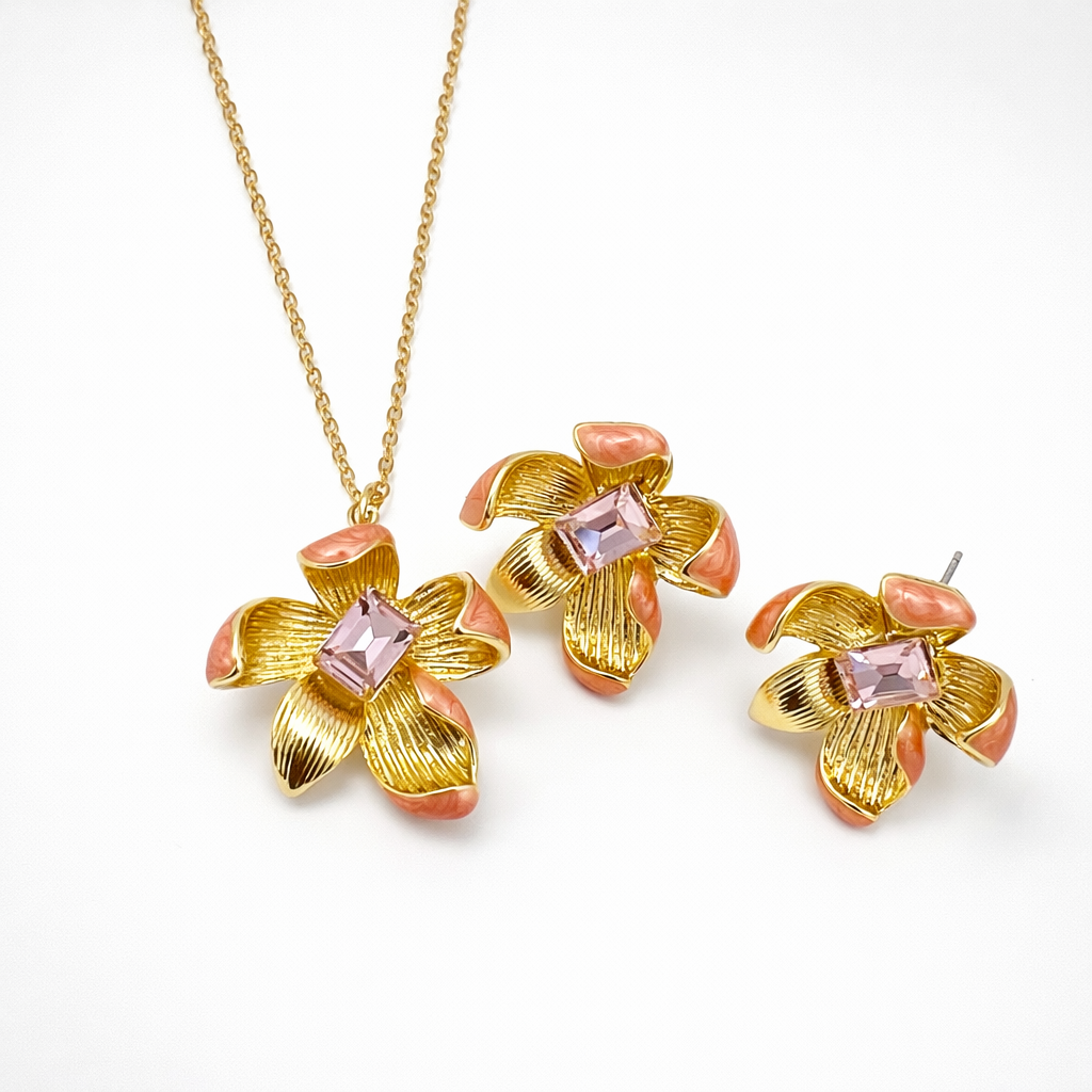 Designer Gold Finish Flower Pendant & Stud Earrings Set