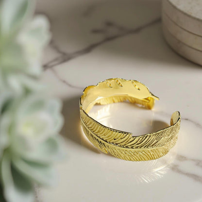 Gold Feather Bracelet & Ring Combo – Elegant Nature-Inspired Set