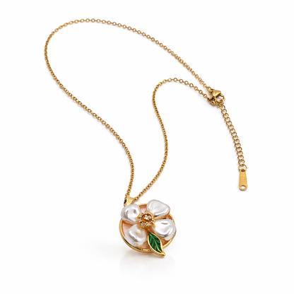 White Pearl Flower Pendant Necklace