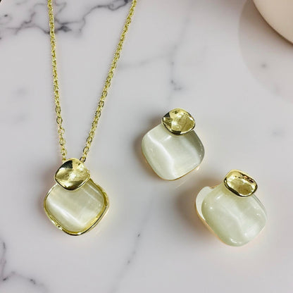 Gold-Plated Glossy Stone chain Pendant & Earrings Set
