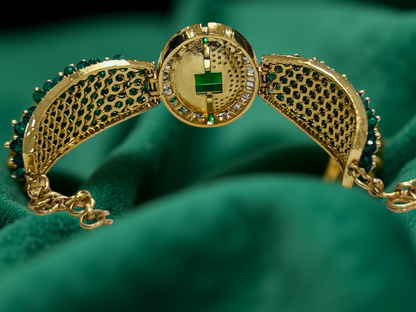 Regal Emerald & Gold-Tone Cuff Bracelet - Adjustable Green Beaded Bridal/Festive Jewelry