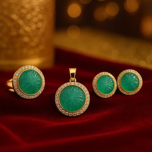 💚 Green Floral-Carved Stone Jewellery Set (Pendant, Earrings & Ring)